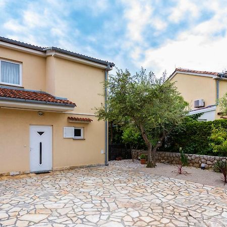 Villa Pianka Đảo Krk Ngoại thất bức ảnh